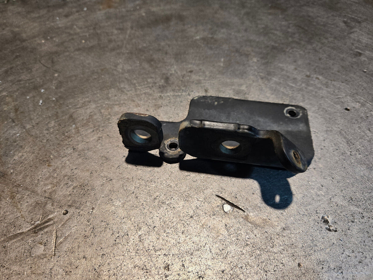 6.7L CUMMINS 5530103 P5530103 BRACKET