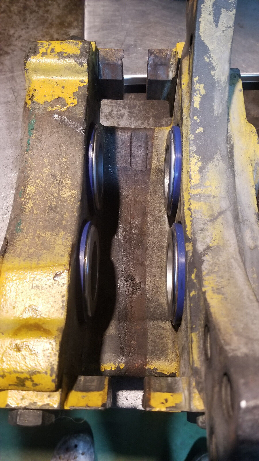 VOLVO BRAKE CALIPER 9650421 11035229 A20 A25 A30 L160