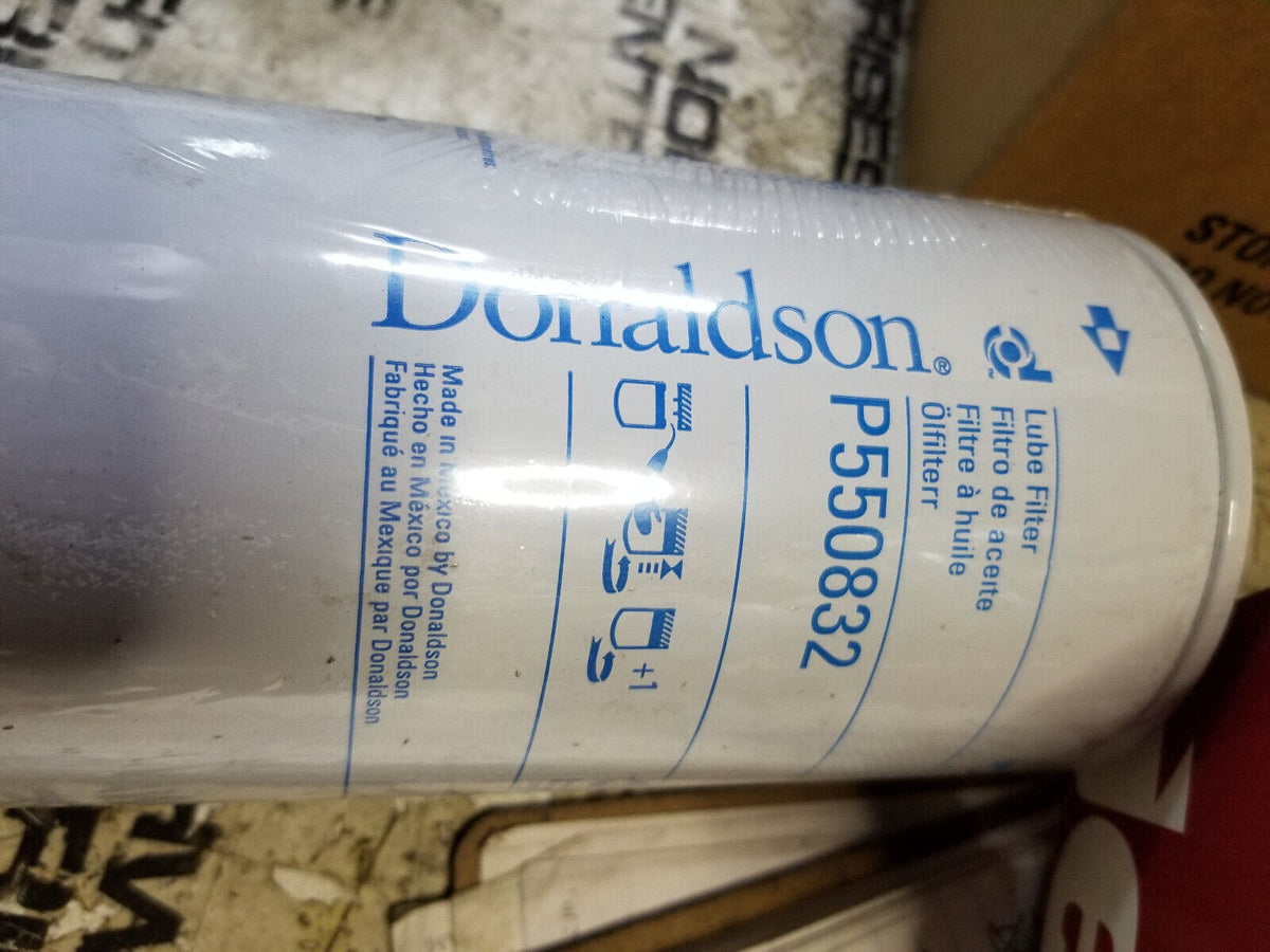 LOT OF 2PC - P550832 Donaldson Lube Filter Spin-on Full Flow- P550832