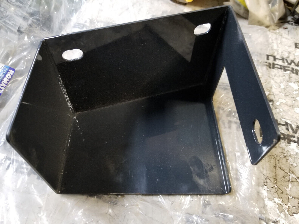 KOMATSU 56B-46-32321 COVER