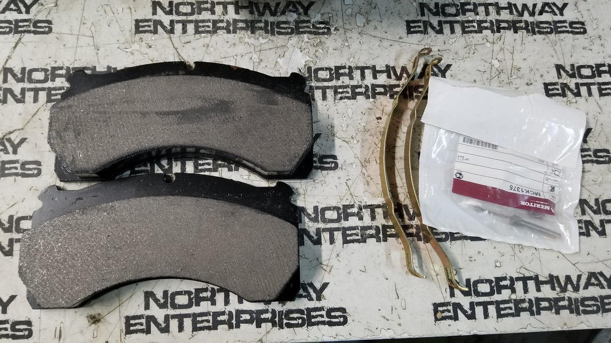 Brake Pad Kit 15183699 Volvo A25D A25E A25F/G A30E A30F A35D A40E T450D