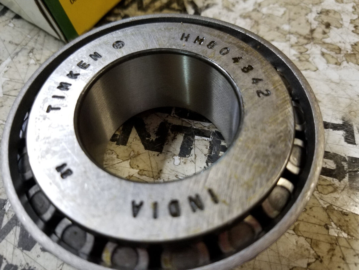 JOHN DEERE jd8974 BEARING