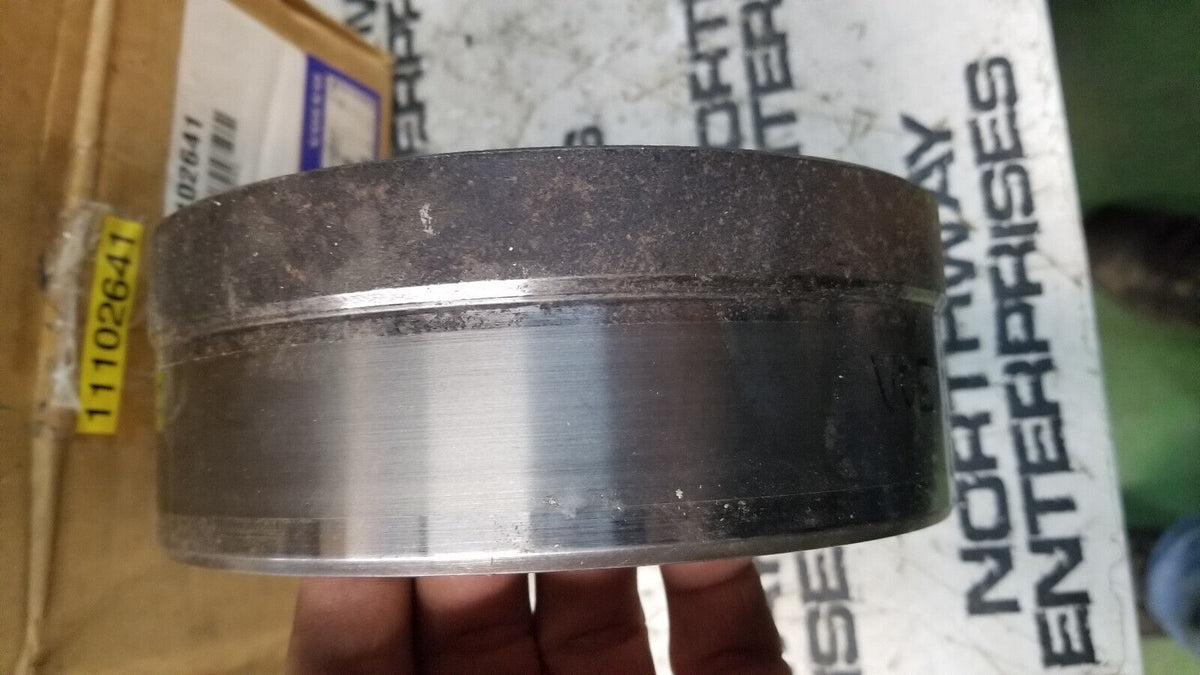 Volvo 11102641 Nut Wheel Hub Spacer Ring A20C A25C DA25D VOE11102641