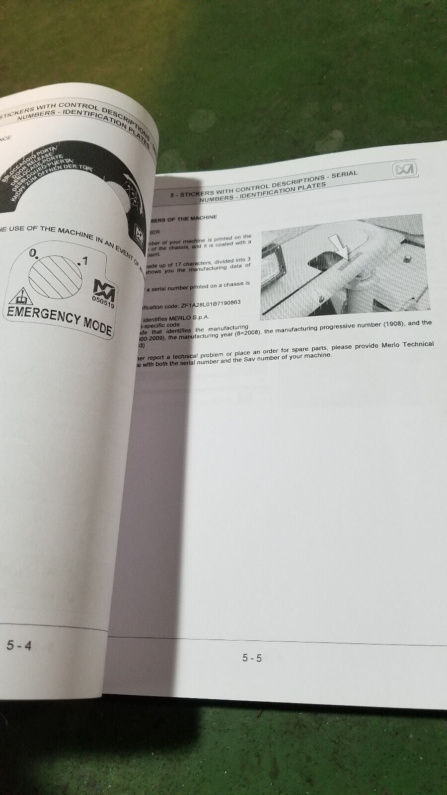 MERLO OPERATION AND MAINTENANCE BOOK P40.16 - P40.17 B8487383