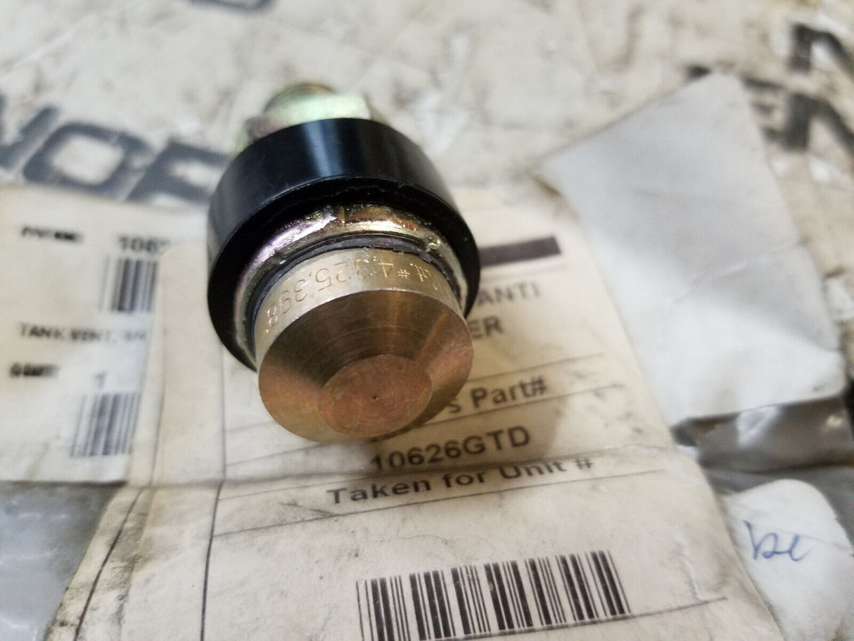 Peterbilt Vent-Tank Rollover 1/4 Npt ID: 10626GTD