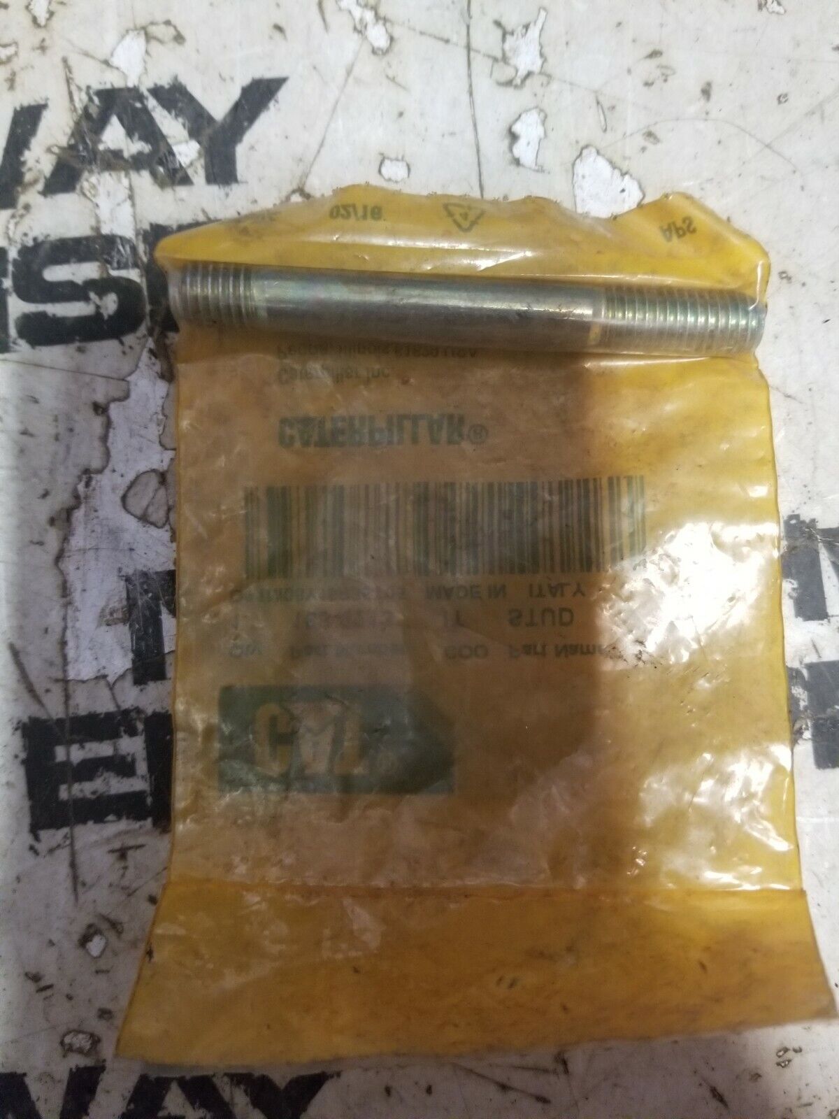 183-3213 CATERPILLAR STUD