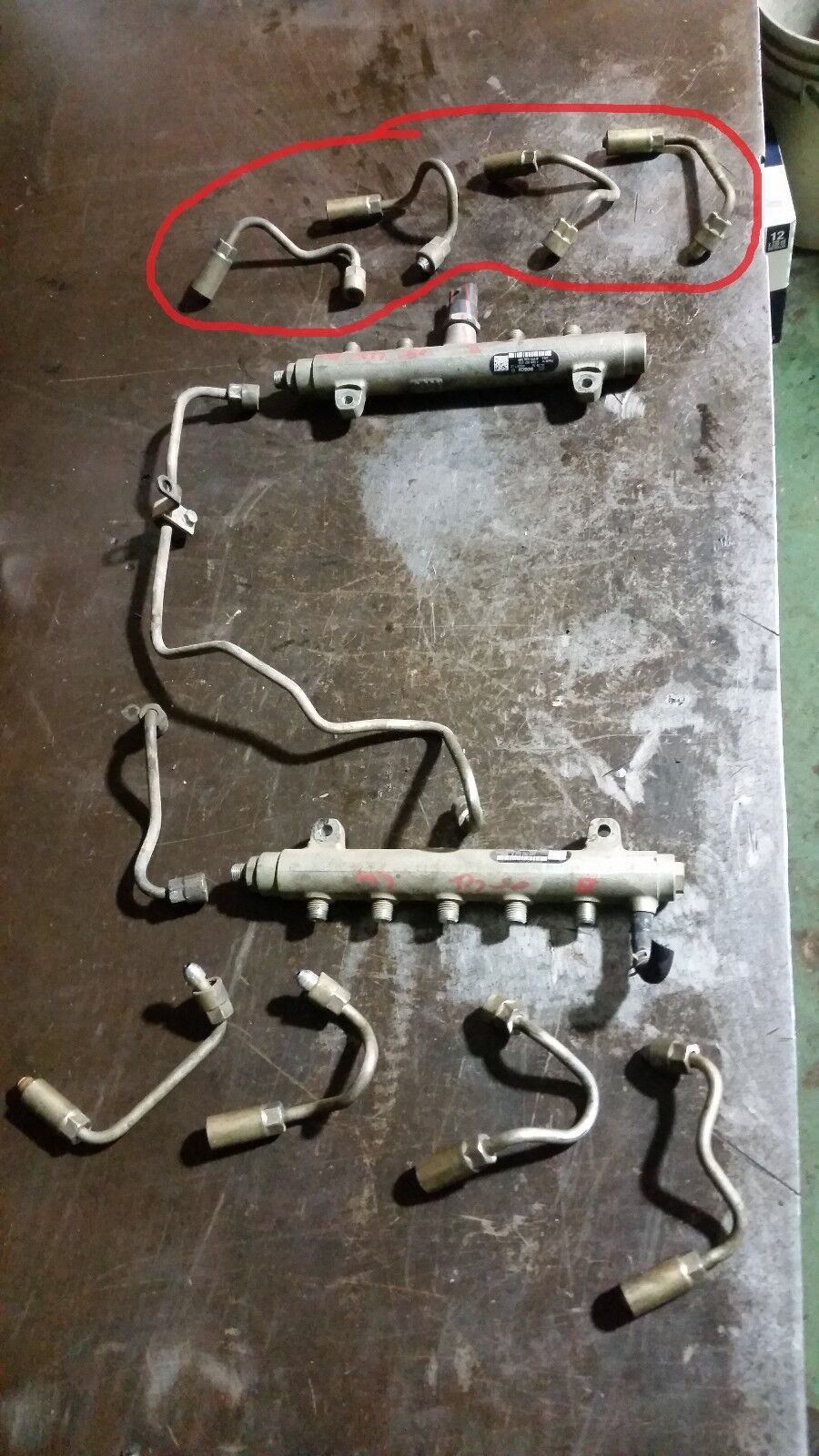 04 05 2004 2005 Chevy GMC 6.6 LLY Duramax Fuel Injector Lines RH OR LH