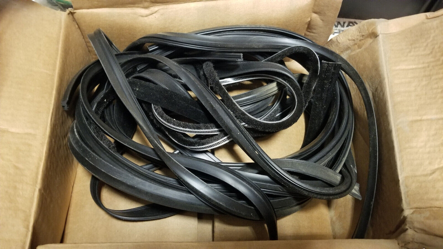 CATERPILLAR 271-5057 2715057 WINDOW SEAL KIT