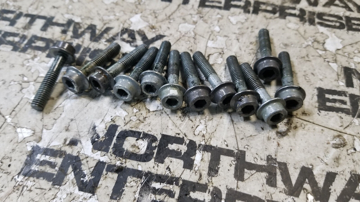 DURAMAX LB7 2001-2004 LOWER VALVE COVER BOLTS