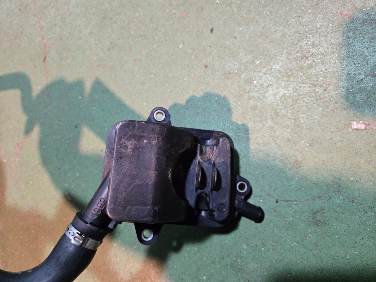 12637296 6.6L LML DURAMAX CCV SEPARATOR Crankcase Vent REF9011