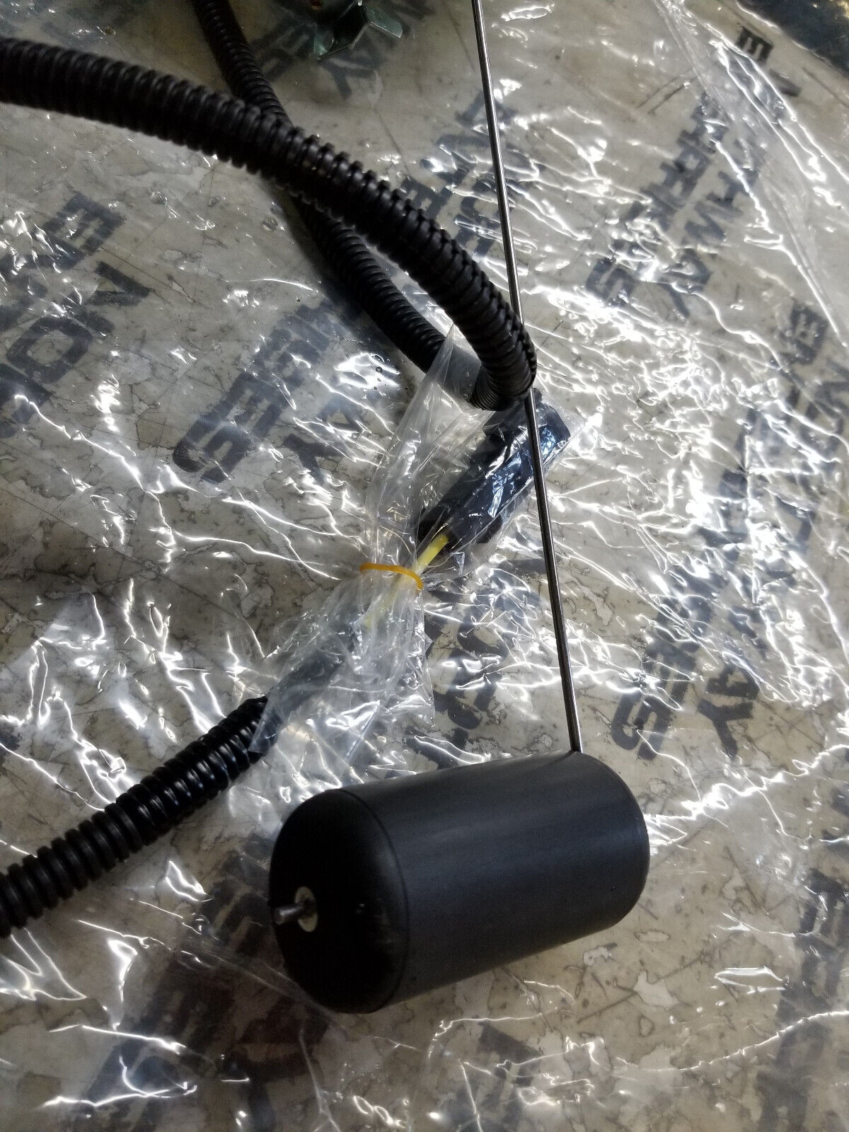 14X-06-51490 KOMATSU FUEL LEVEL SENDER