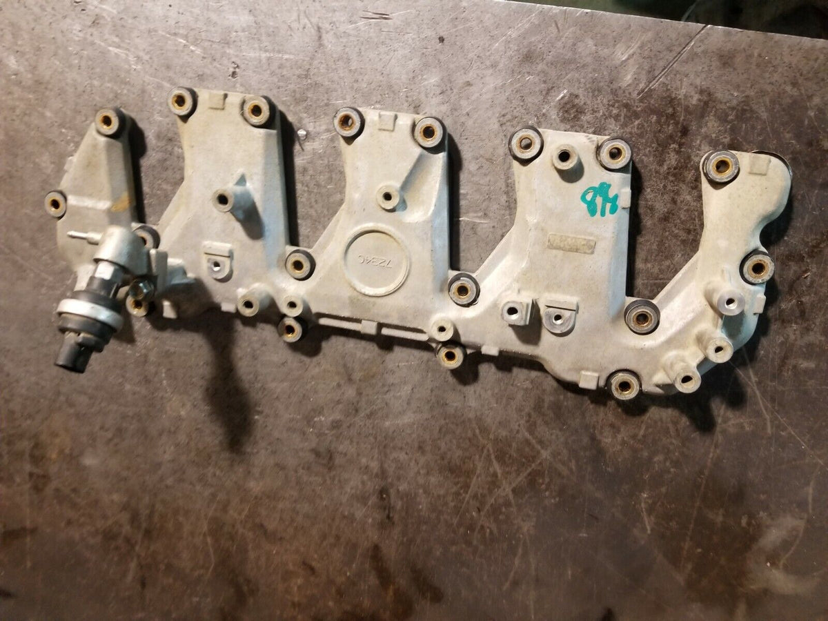 2011-2015 DURAMAX 6.6 6.6L DIESEL LML VALVE COVER 12638154