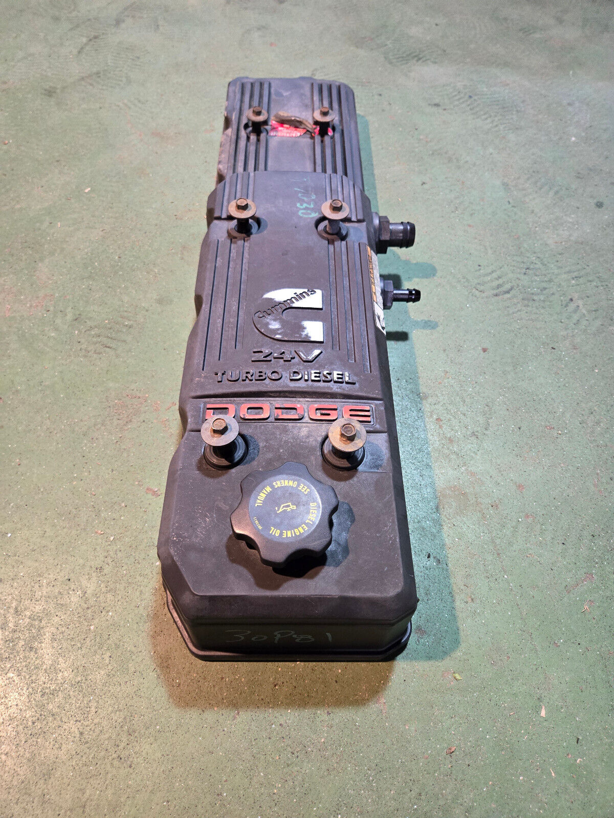 Dodge Ram 5.9L Cummins USED VALVE COVER ASSEMBLY 2005-07 4931453 4931454 REV013