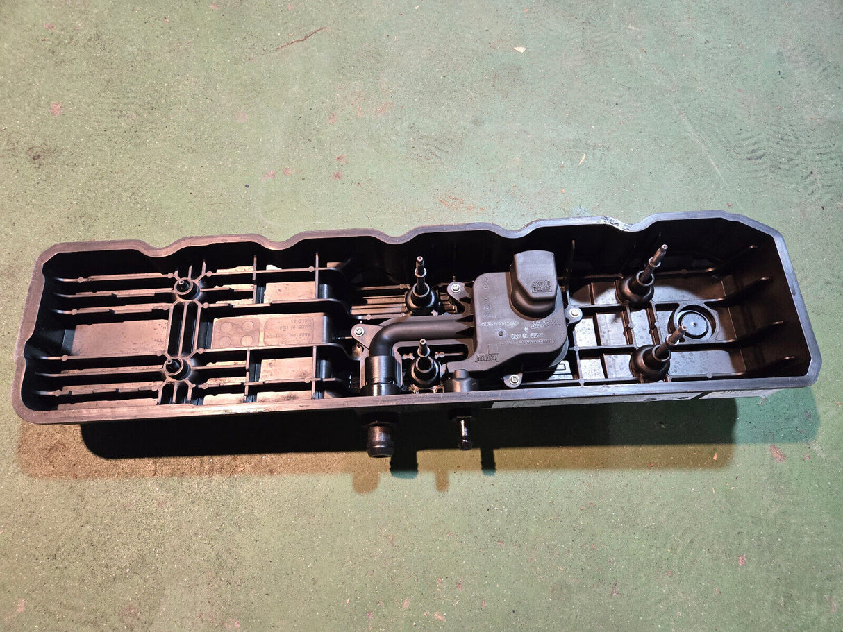 Dodge Ram 5.9L Cummins USED VALVE COVER ASSEMBLY 2005-07 4931453 4931454 REV013