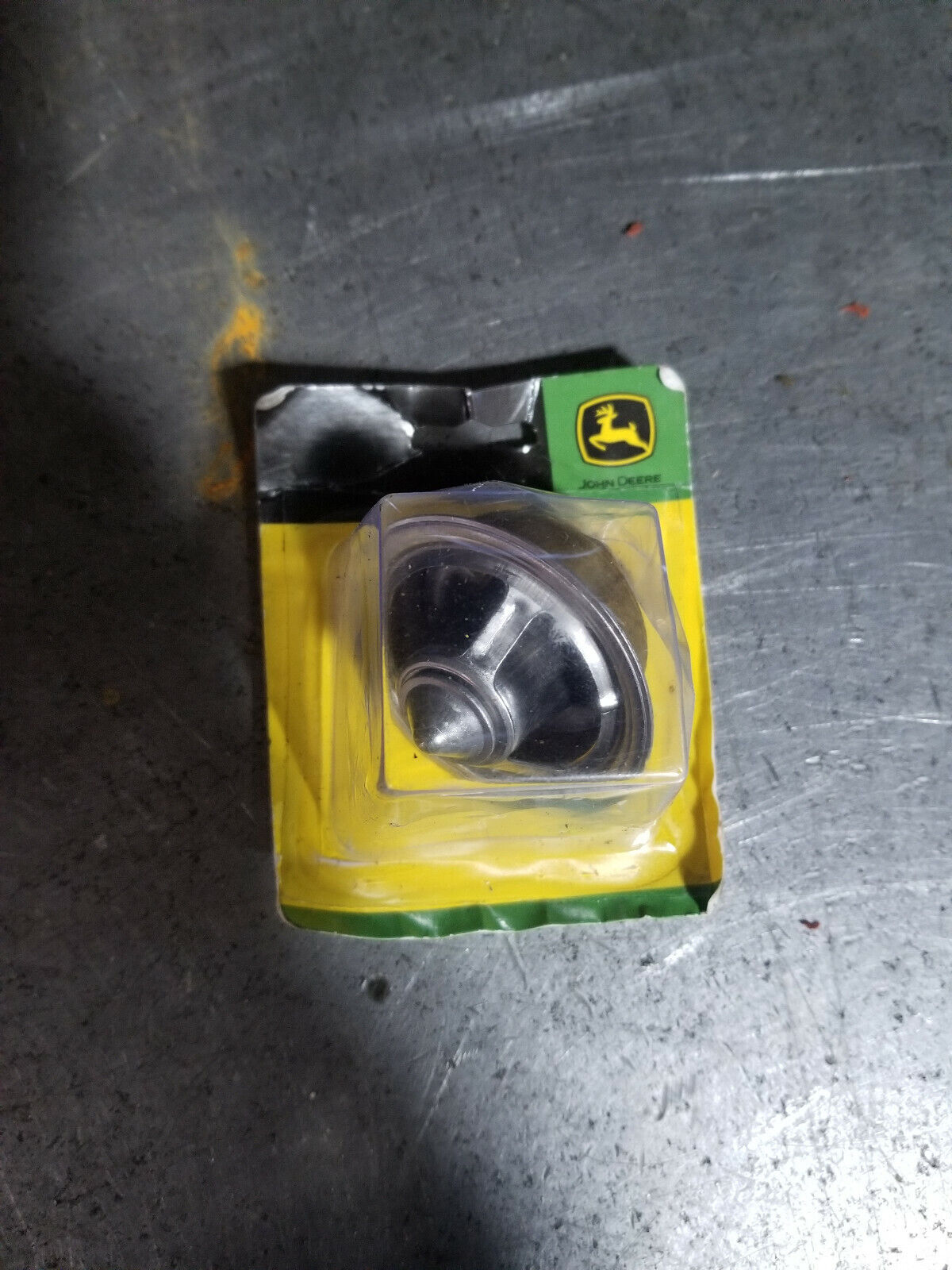 AR48675 JOHN DEERE THERMOSTAT