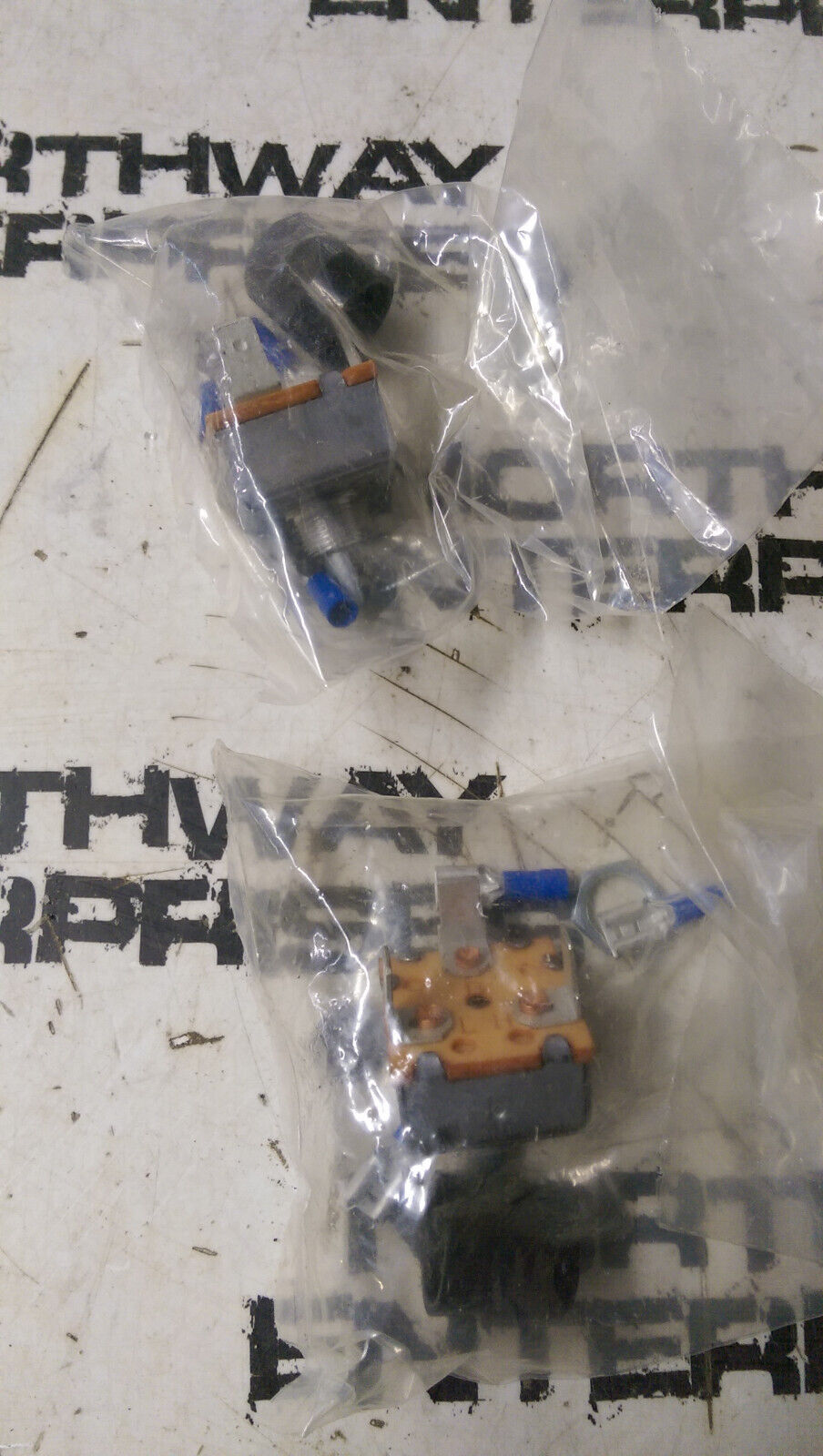 ZEROSTRART 700-0302 Model 300 Cab & Cargo Heater 12V 40,000 BTU 5/8" Hose