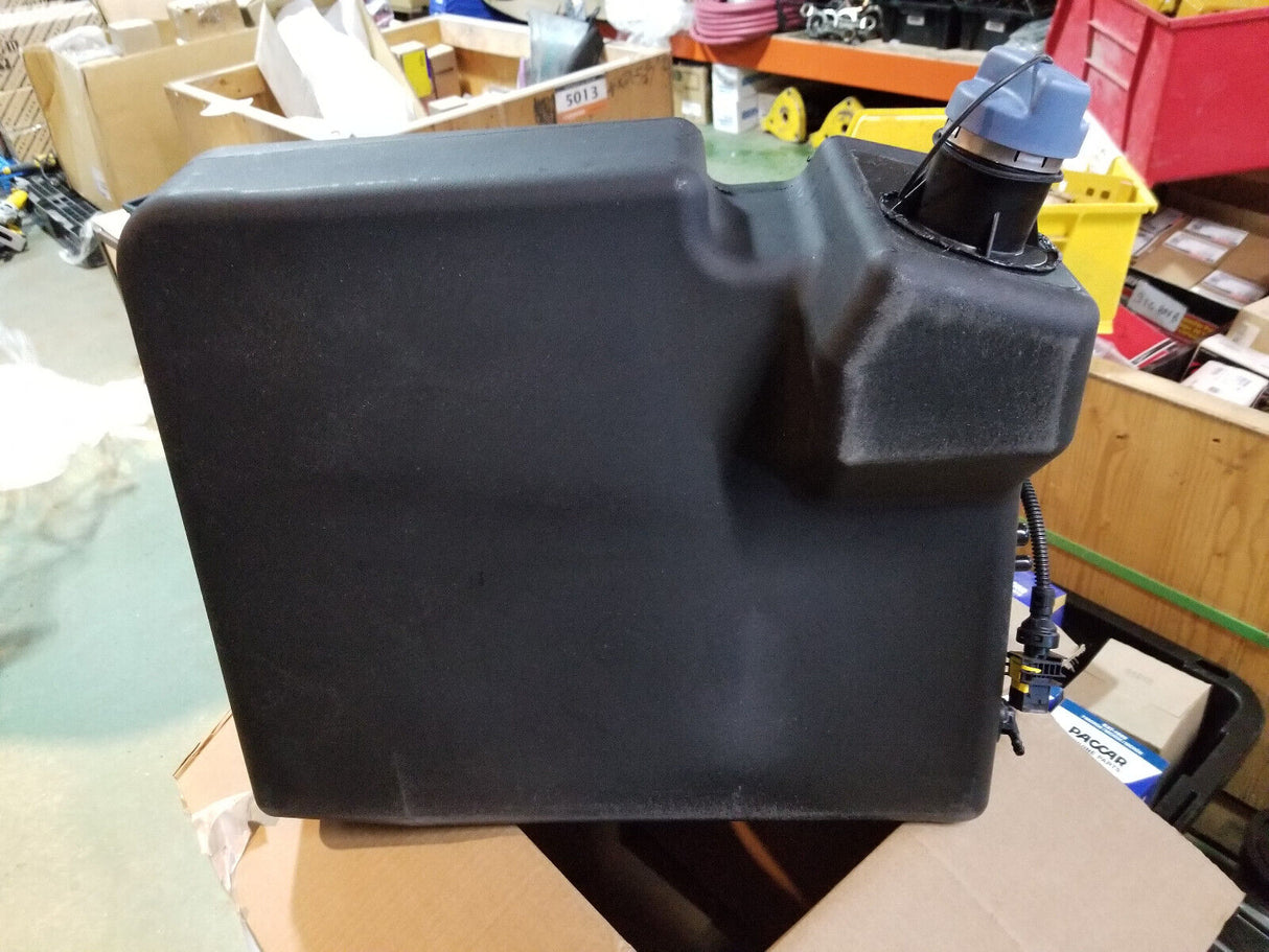A04-36021-000 FREIGHTLINER DEF TANK ADBLUE DEF,WEDGE,B2