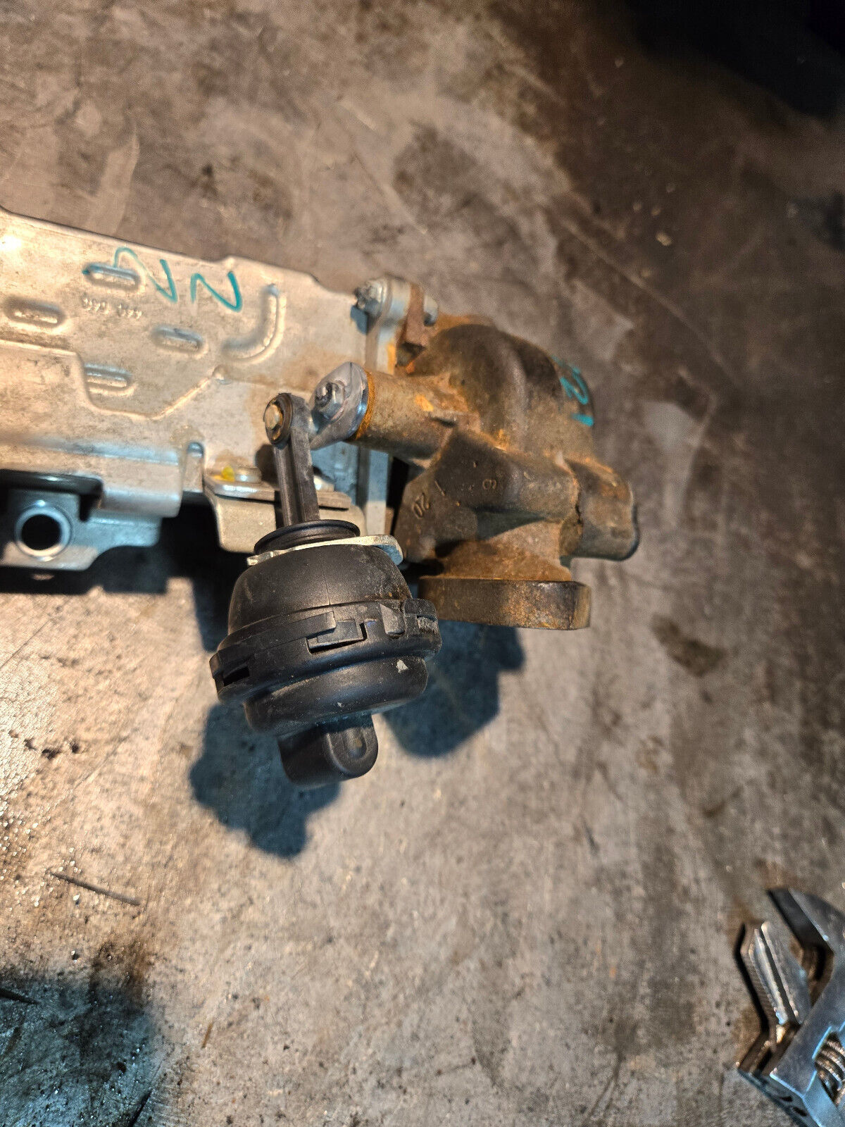 68445601AA 68211310AAA 3.0L ECODIESEL USED EGR COOLER