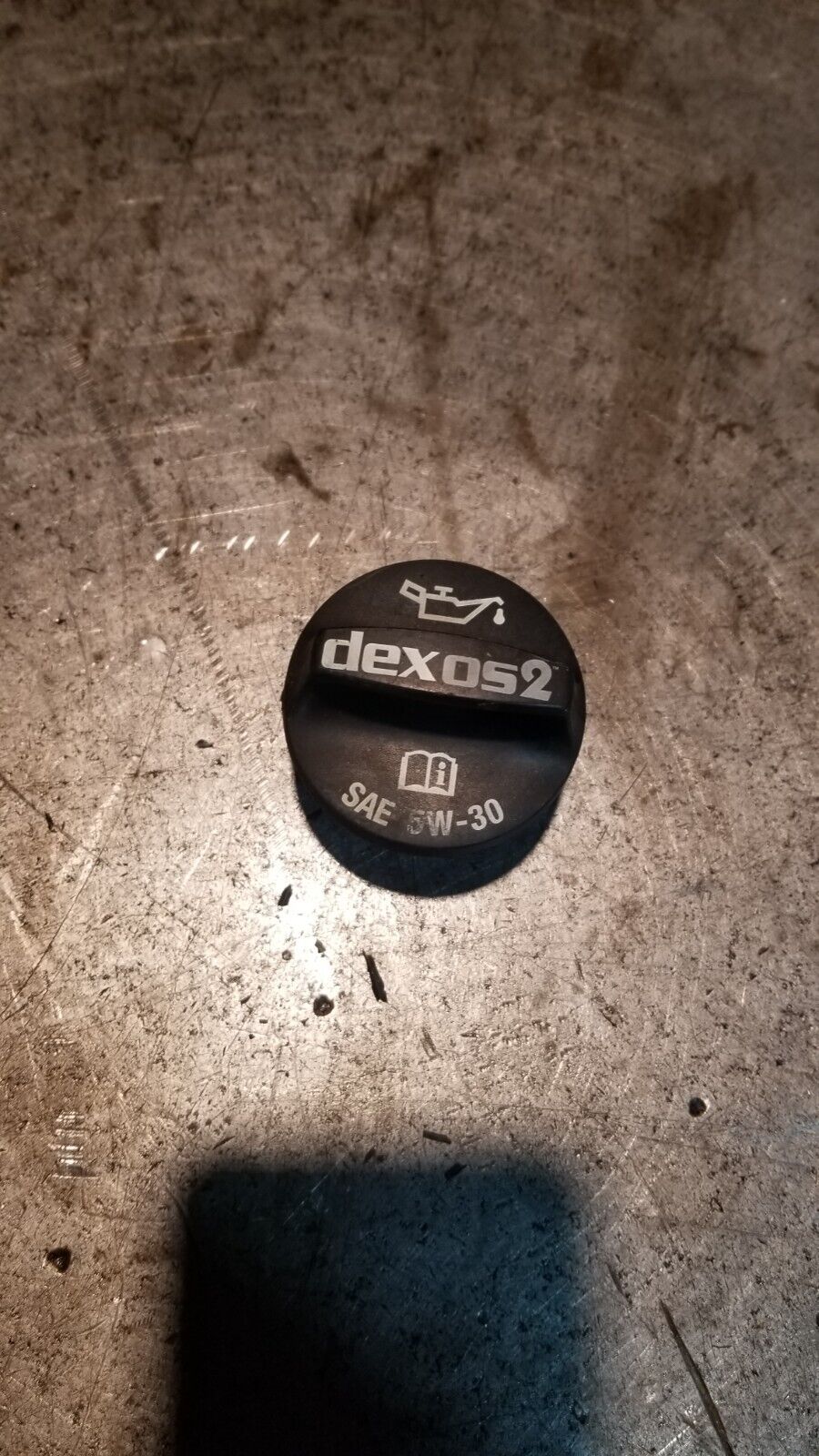 2.8L DURAMAX LWN OIL FILLER CAP