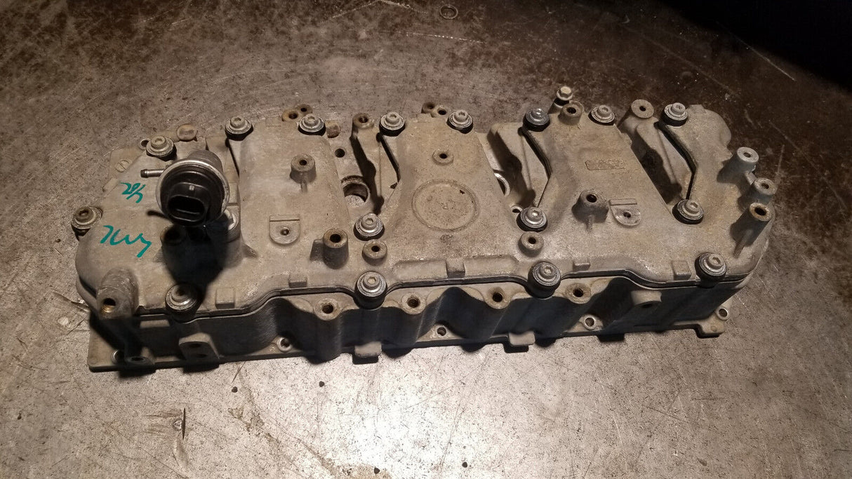 2011-2015 DURAMAX 6.6 6.6L DIESEL LML VALVE COVER & SPACER RH PASSENGER