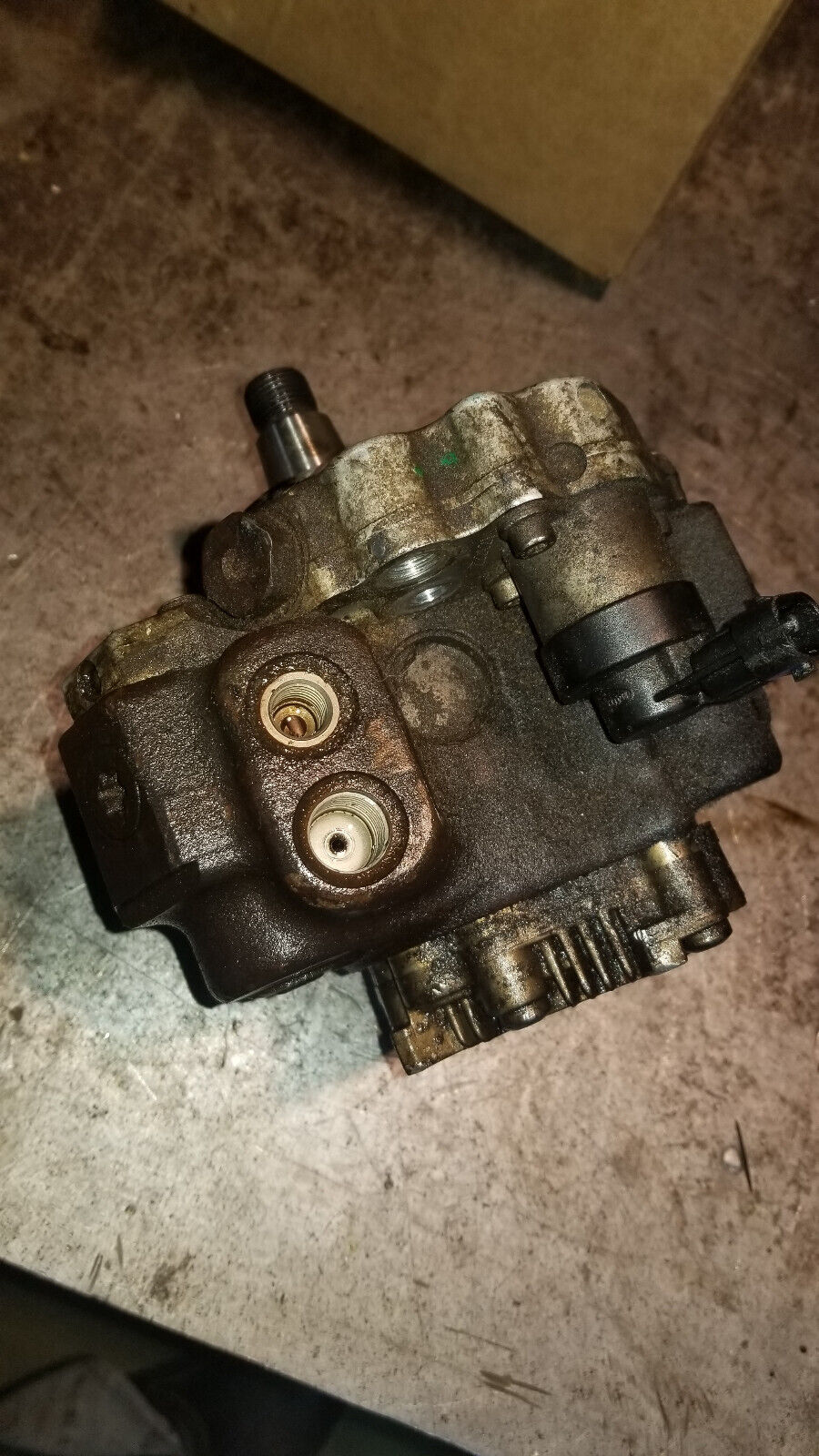 CORE 0445020037 Bosch CP3 Pump 07-10 GM Duramax CORE / FOR PARTS