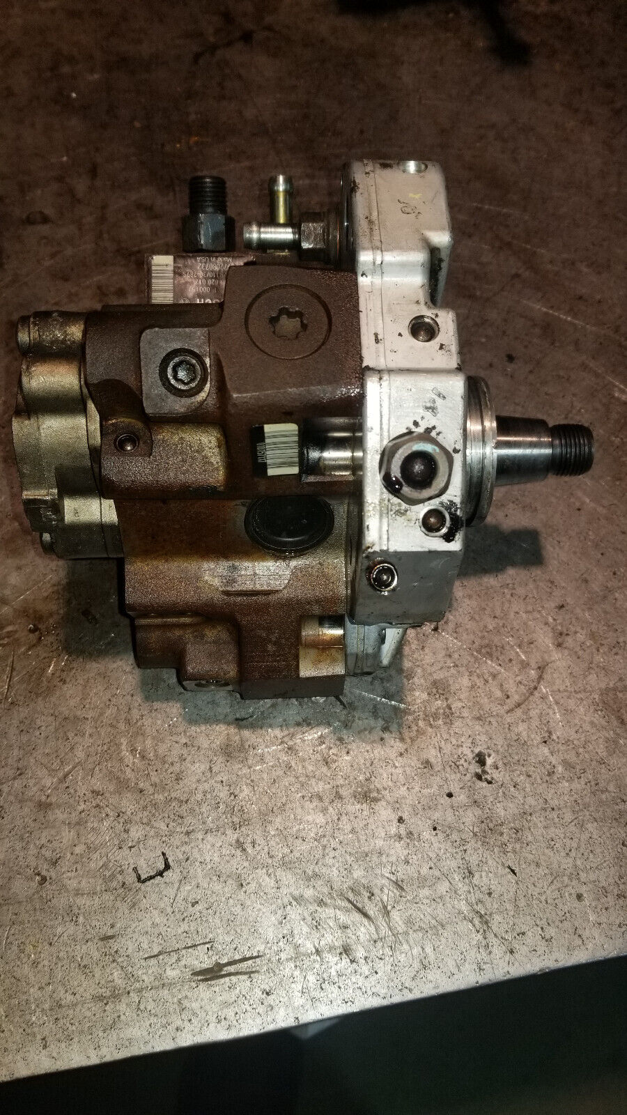 CORE 0445020017 Bosch CP3 Pump GM Duramax CORE / FOR PARTS 8972080732