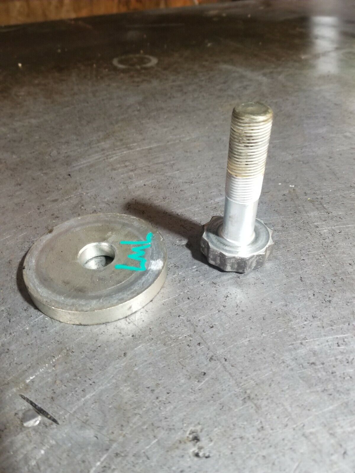 2011-2016 LML Duramax Harmonic Balancer Bolt 97329601 and Washer 97329602