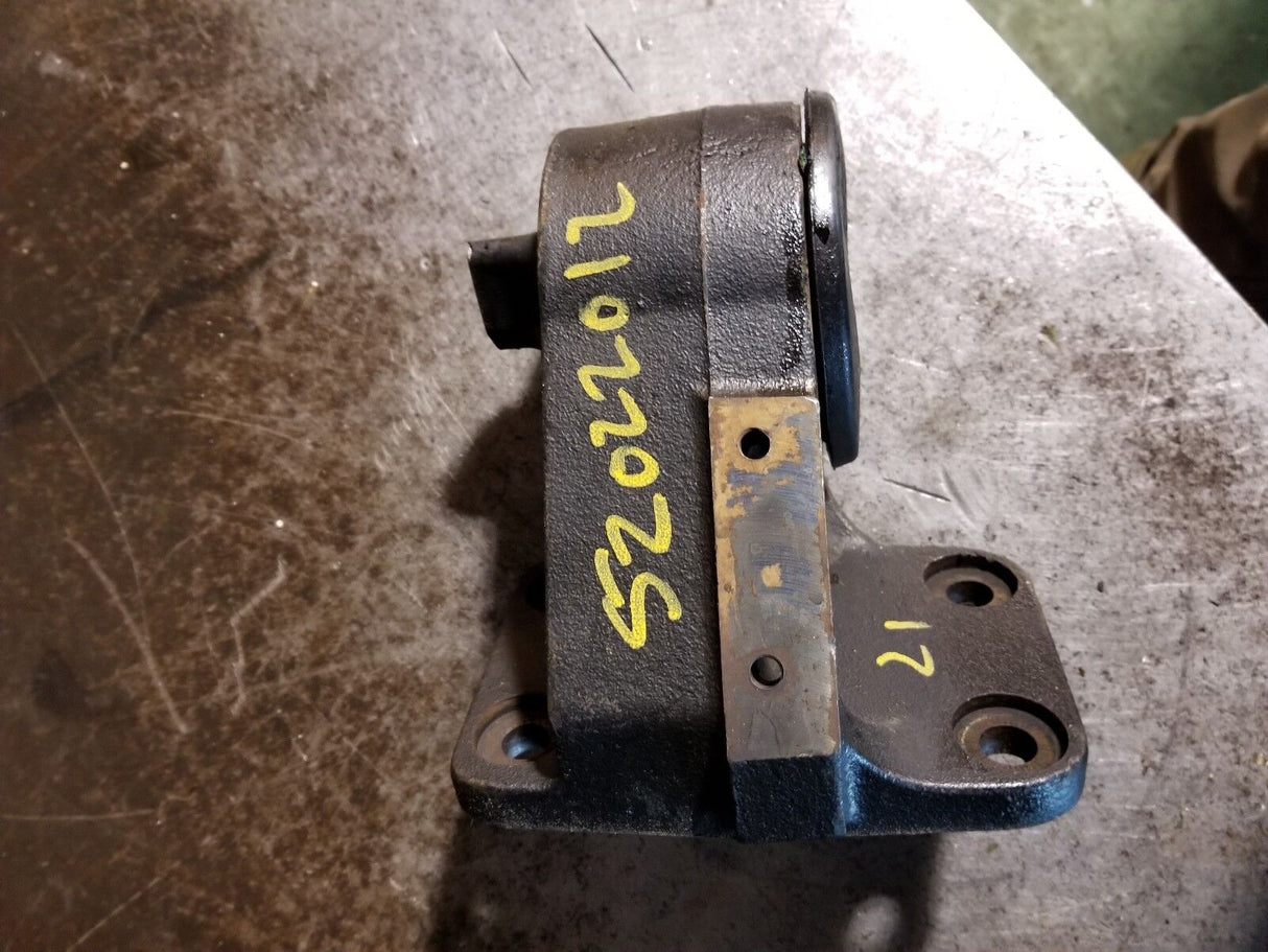 52021490AC RIGHT HAND Engine Mount MOPAR fits 5.9L CUMMINS 98-02 Dodge Ram RH