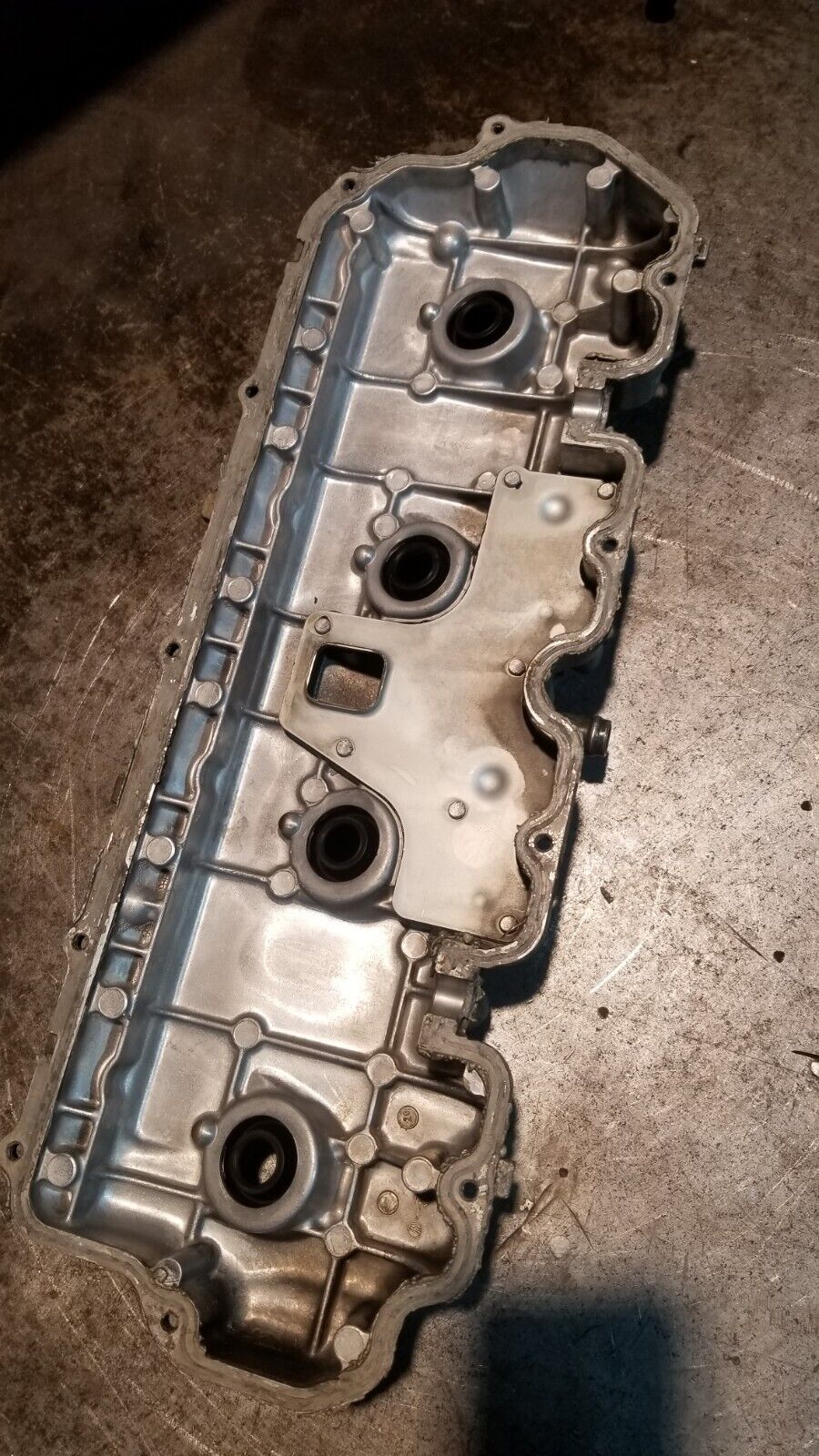 01 02 03 04 LB7 Duramax Diesel UPPER Valve Cover 97223559 REF2154