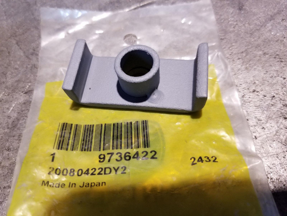 JOHN DEERE 9736422 CLAMP