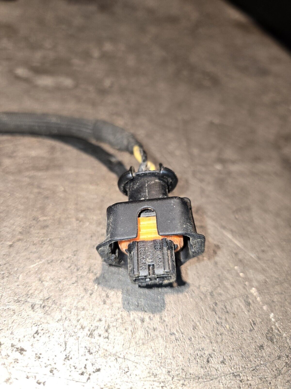 04.5-06 LLY 6.6L Duramax Engine Harness Pigtail 2 Wire injector Pigtail