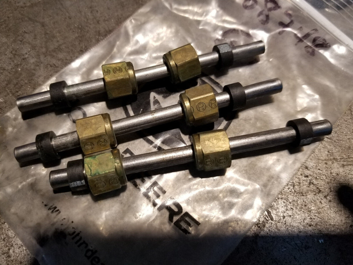 LOT OF 3PC - John Deere RE68748: Fuel Leak Off Tube