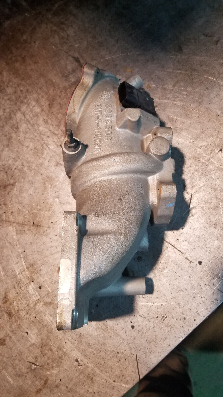 2013-2016 Dodge Cummins 6.7L 13-16 Air Horn 5293508 ref21