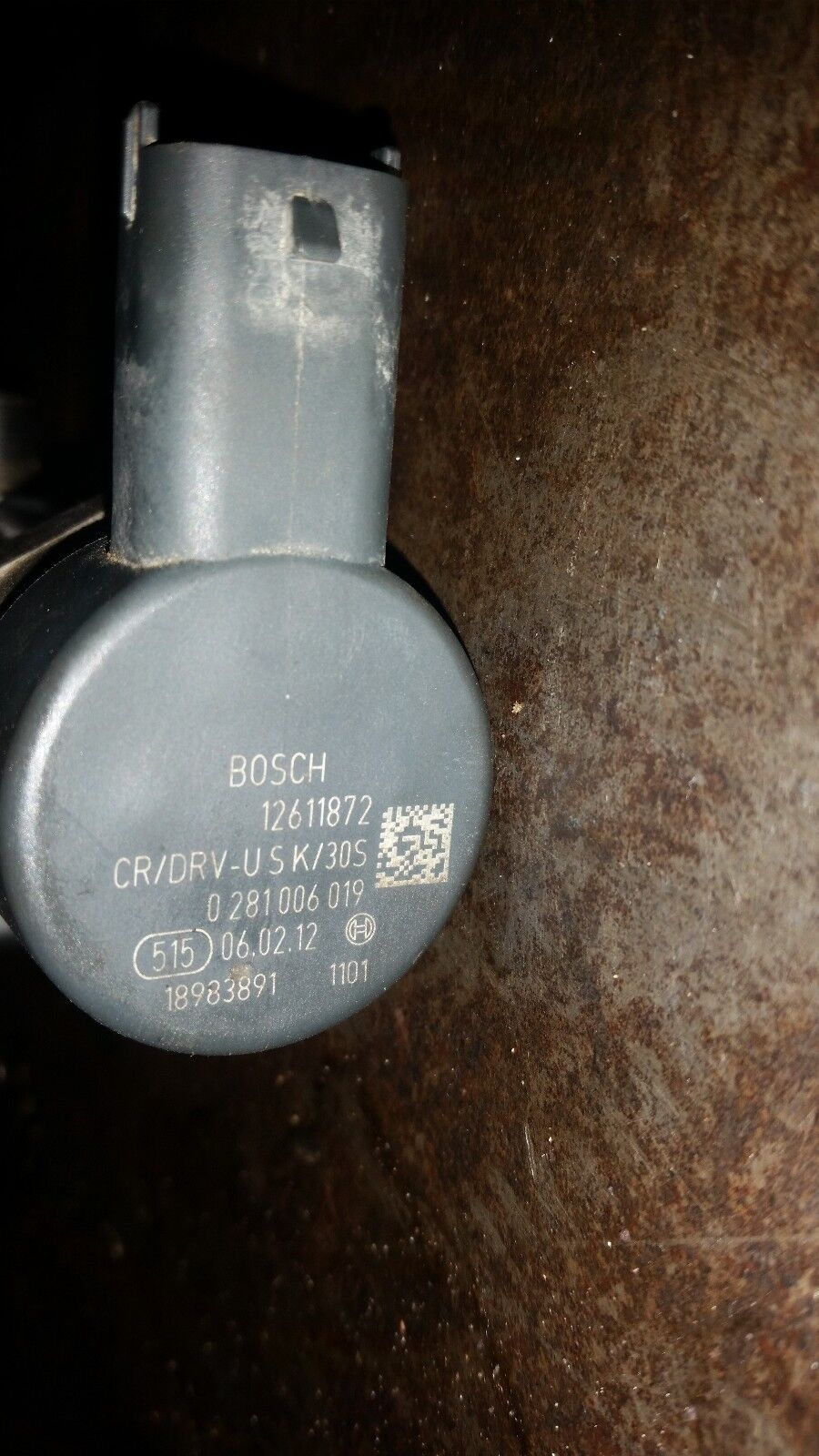 011 2011-2015 Duramax LML High Pressure Fuel Rail 12620532 12620533 18983891