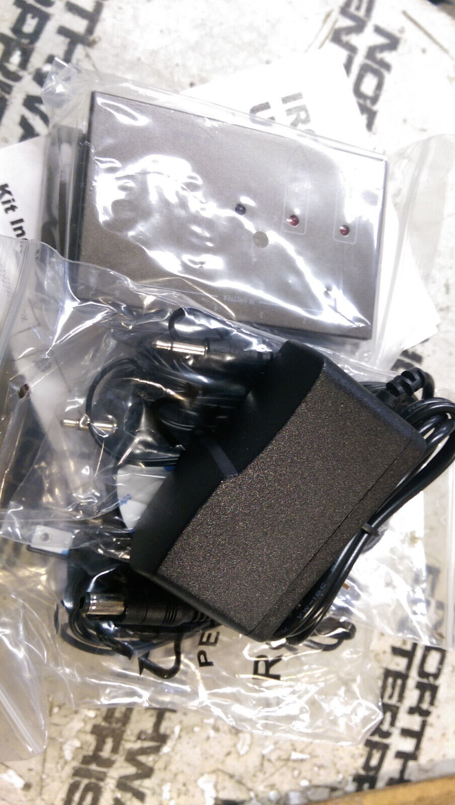 CDD IRCD5000 Infra Red Repeater Kit