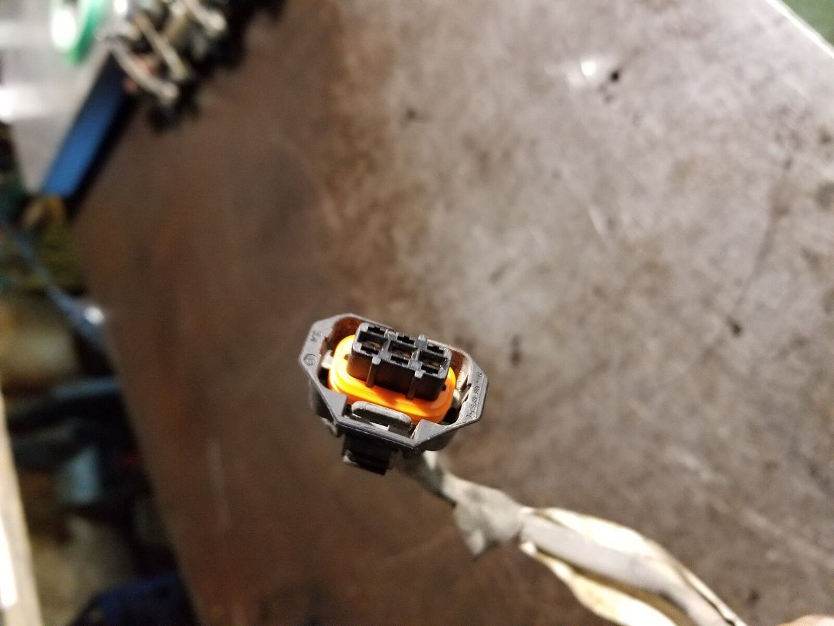 12647115 11-15 LML Duramax FUEL RAIL TO MAIN HARNESS PIGTAIL