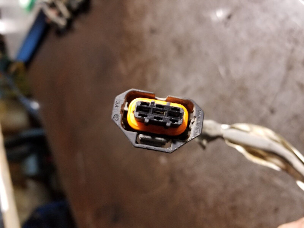 12647115 11-15 LML Duramax FUEL RAIL TO MAIN HARNESS PIGTAIL