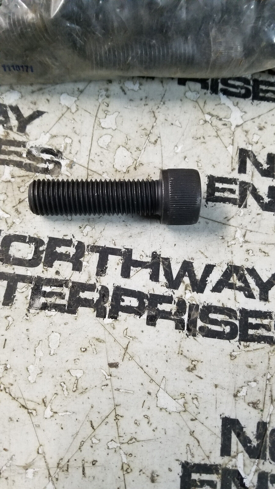 VOLVO SCREW BAG OF 18 SCREWS FOR ONE PRICE 967691 VOE967691