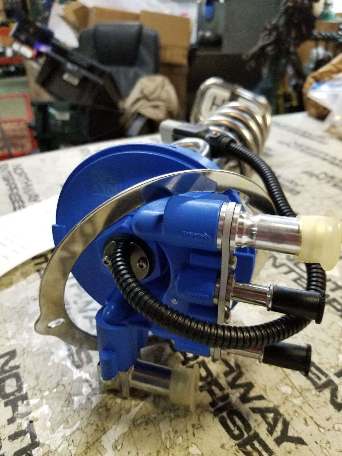 DuraWRX Blue Bird DEF (Diesel Exhaust Fluid) Sensor Head Assembly ASP4310-660071