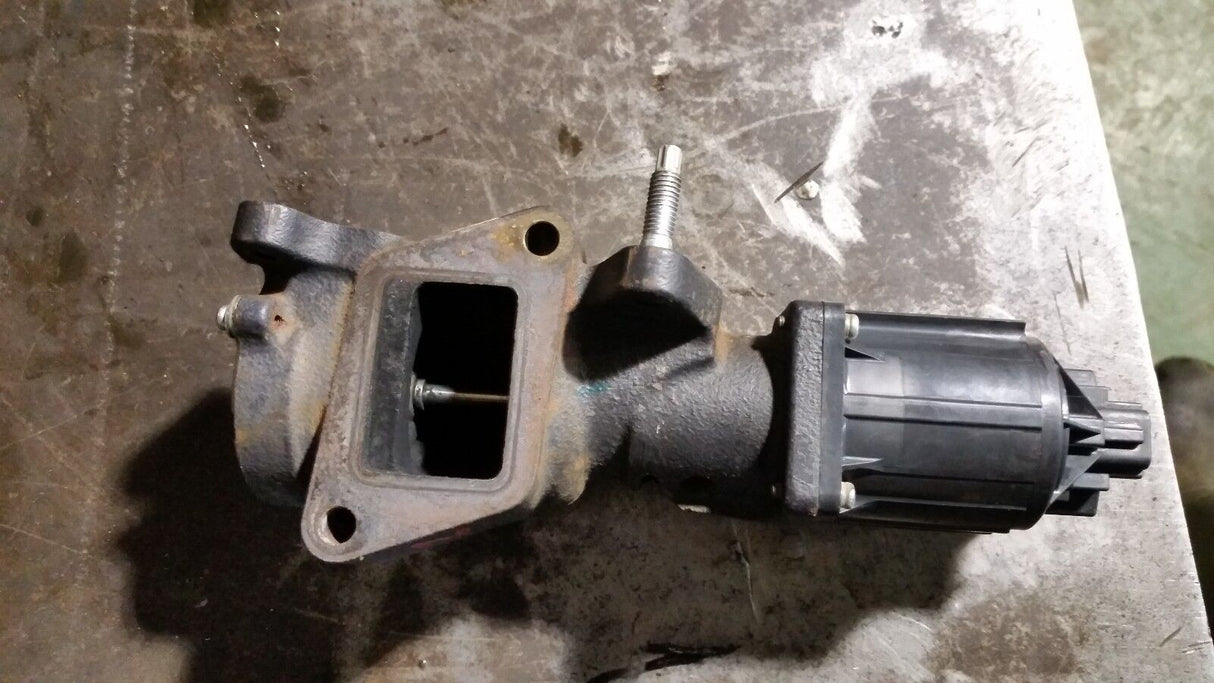 07 08 09 2007-2010 SILVERADO DURAMAX DIESEL EGR VALVE LBZ LMM