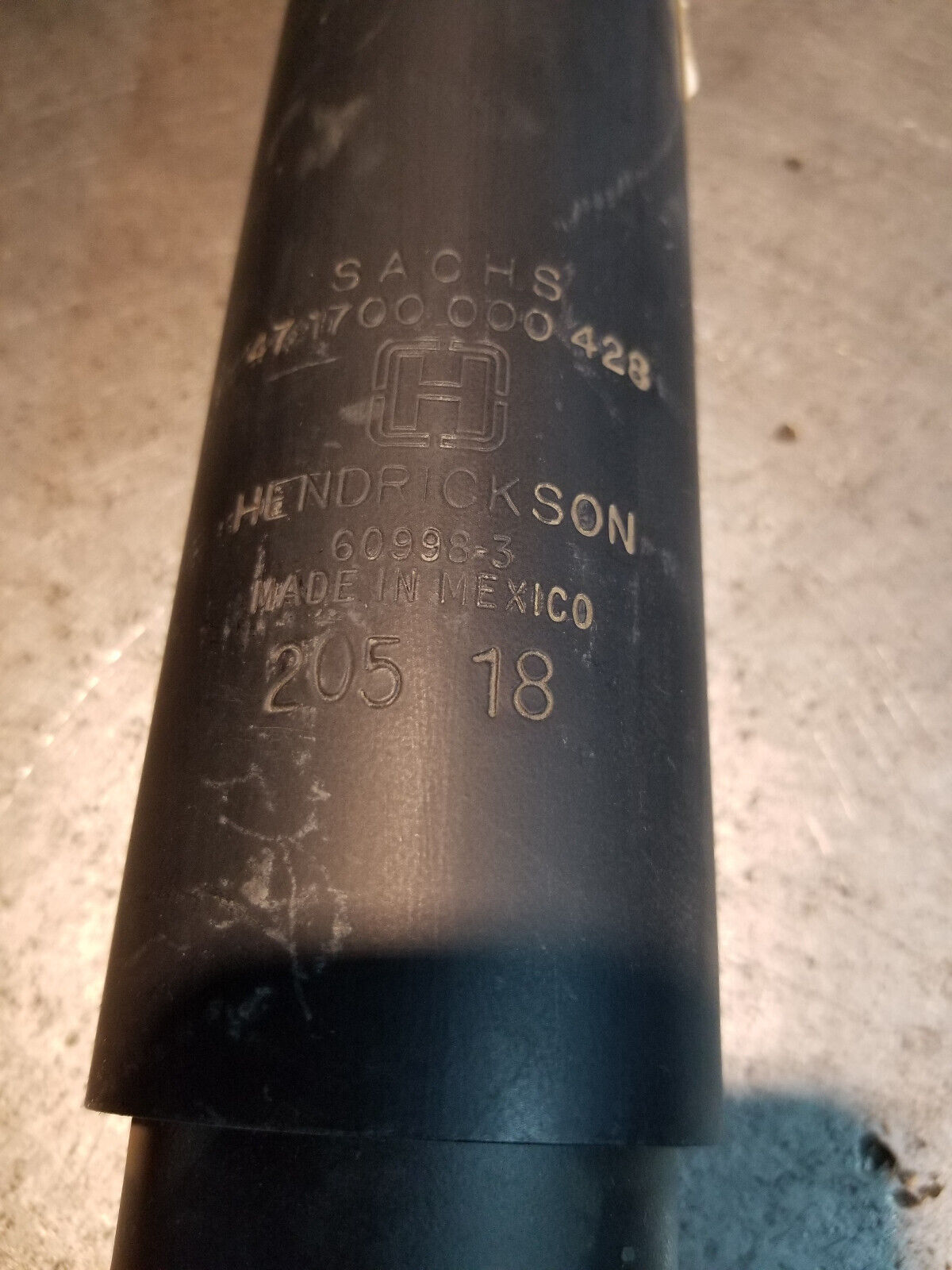 60998-3 00085991 Hendrickson / Bluebird Shock Absorber