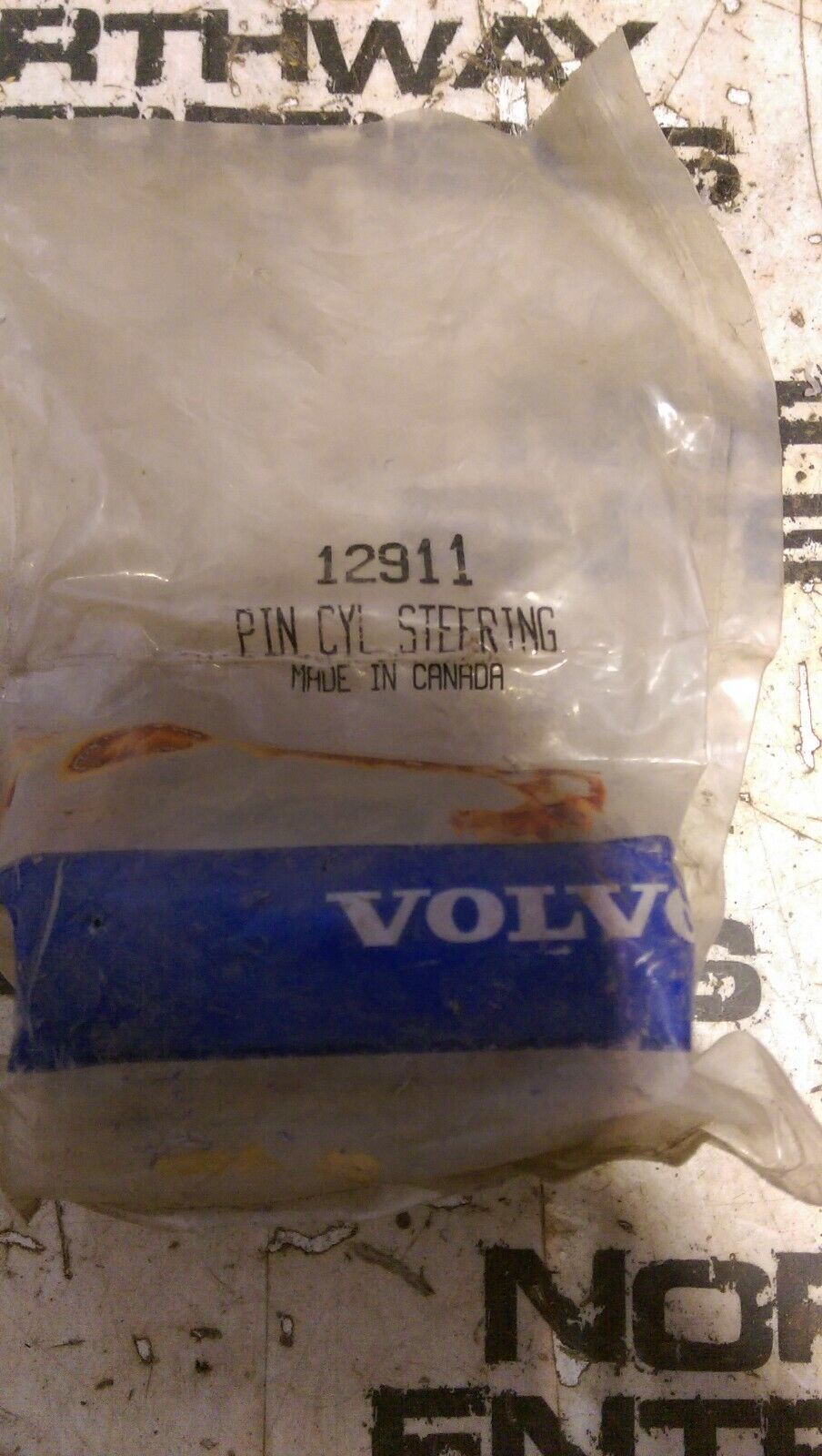 VOLVO 12911 STEEERING CYLINDER PIN