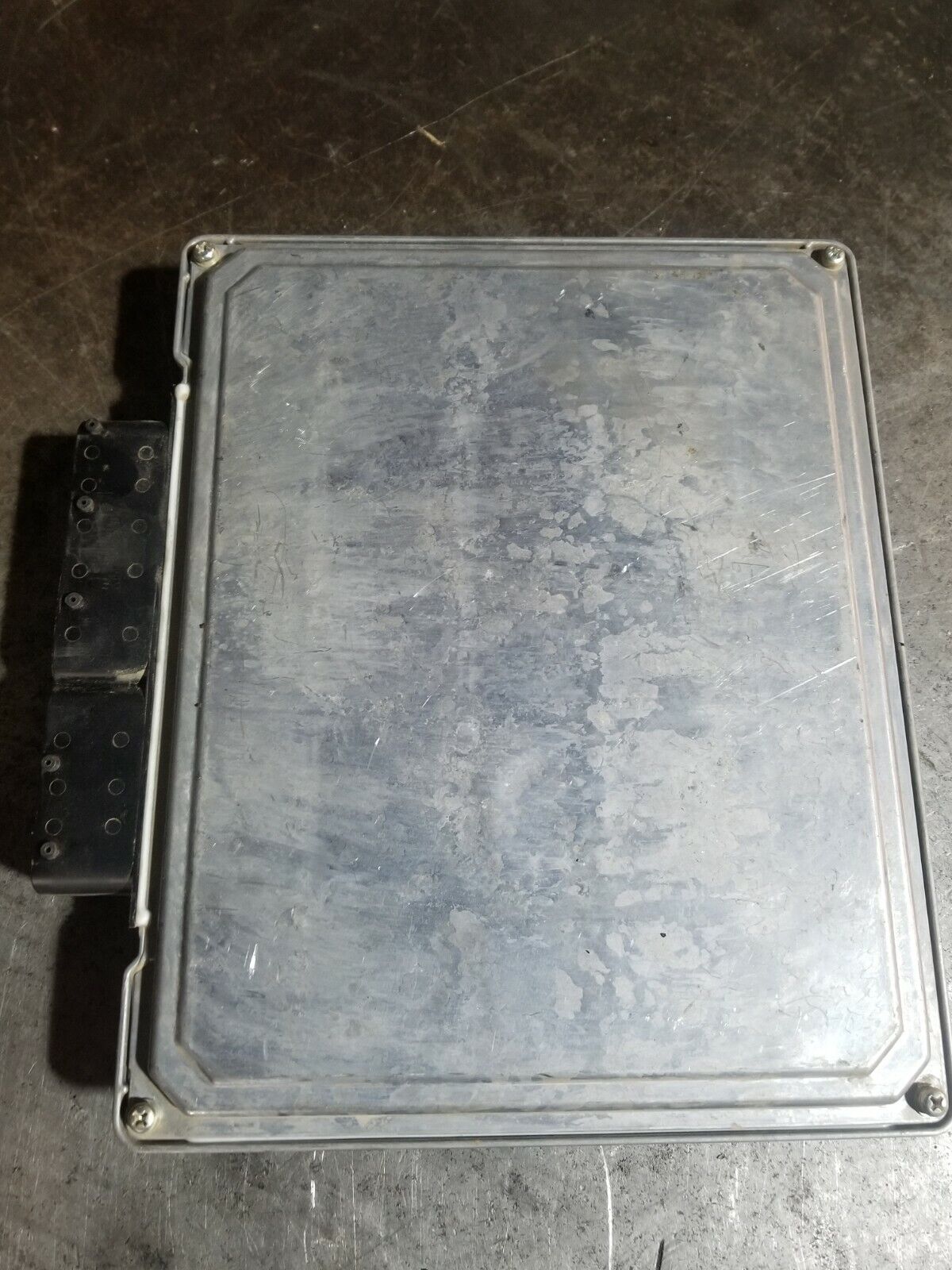 ISUZU ECM 8982855930 898216639 b3sb 24v 89882011080 1043-d951 CORE/FOR PARTS