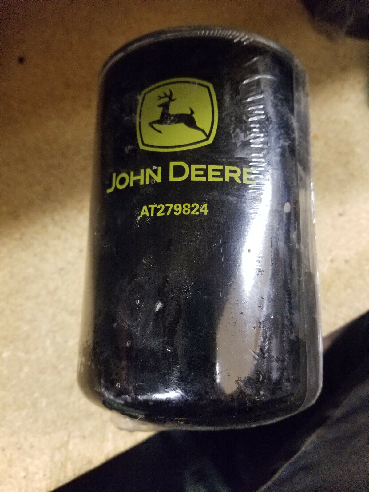 AT279824 JOHN DEERE FUEL FILTER