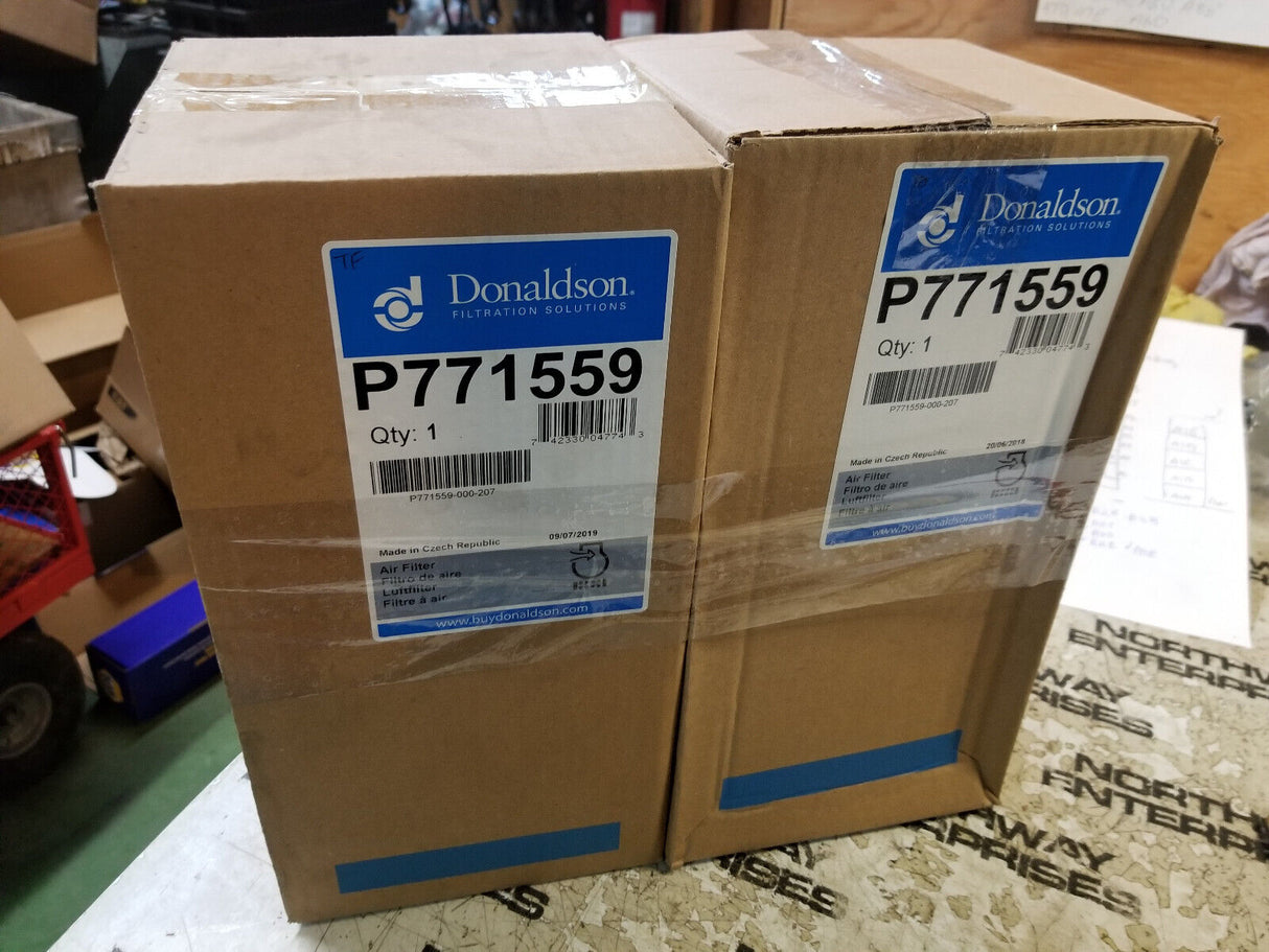 LOT OF 2PC - P771559 DONALDSON AIR FILTER