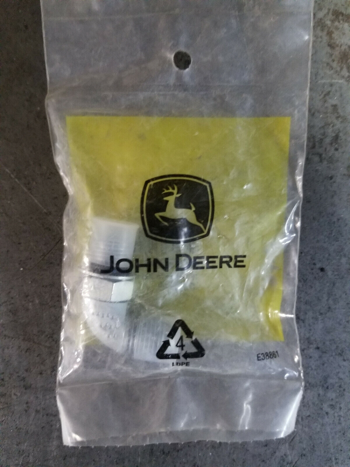 4293950 JOHN DEERE ELBOW FITTING