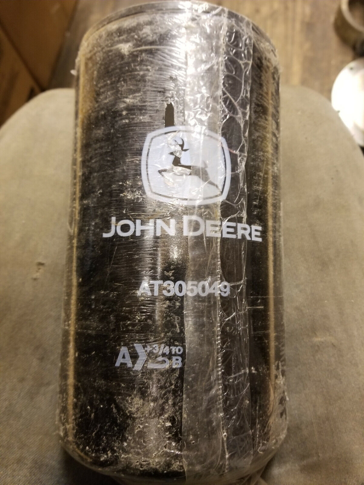 AT305049 JOHN DEERE HYDRAULIC FUEL FILTER