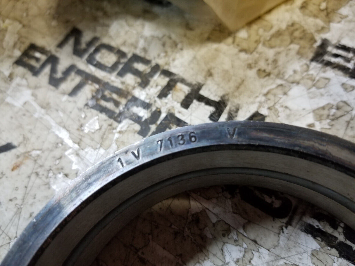 1V-7136 BEARING 1V7136