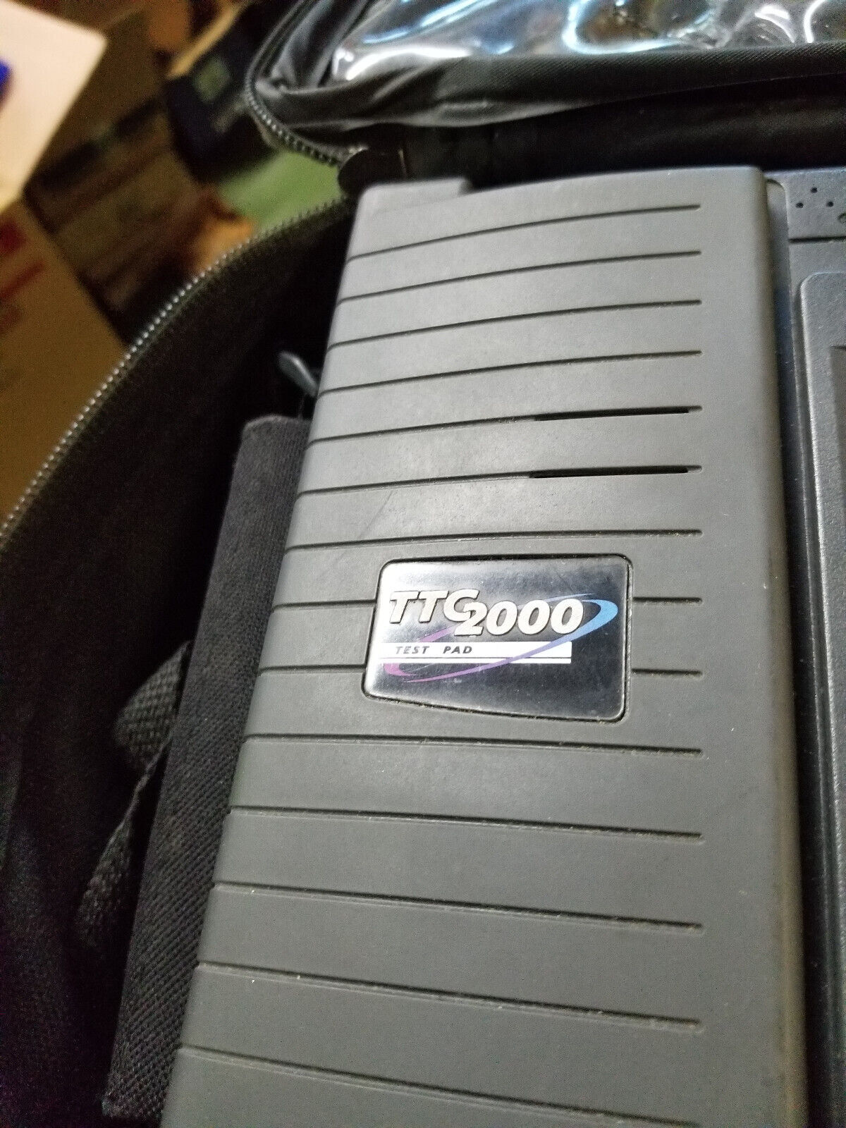 ACTERNA TTC2000 TESTPAD FOR PARTS SCREEN BROKEN, POWERS UP