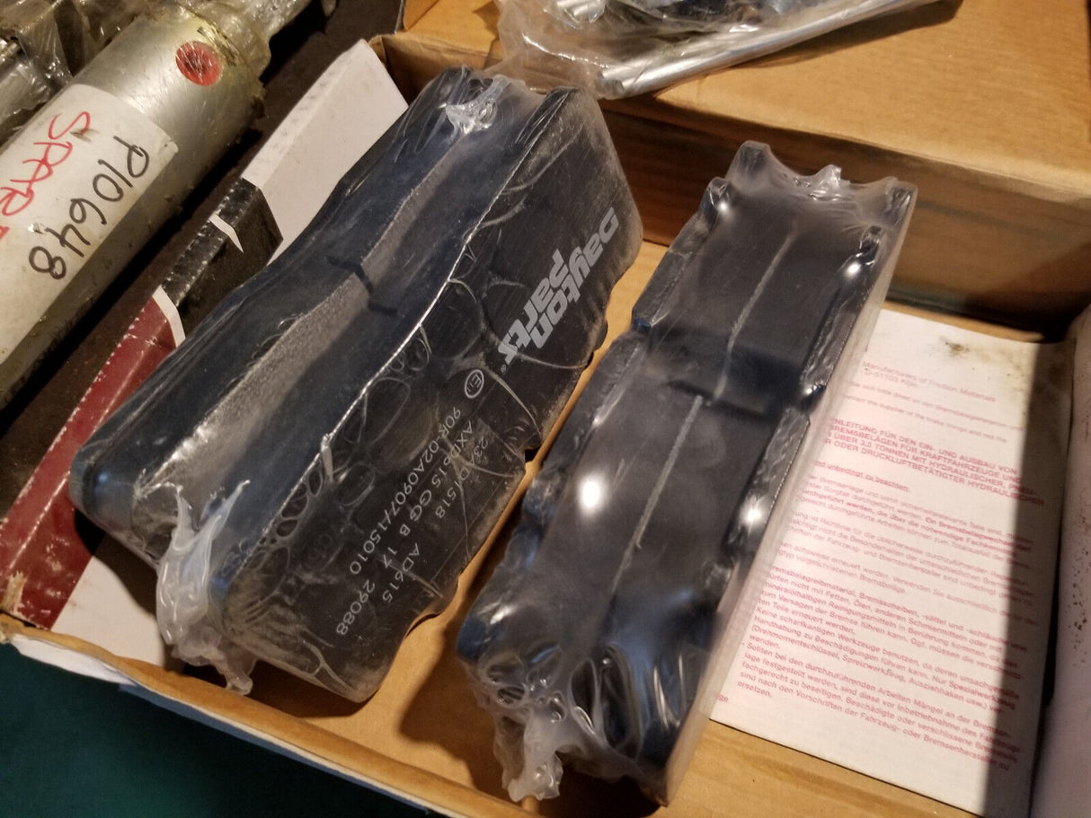 DAYTON BRAKE PAD SET 23AD1518